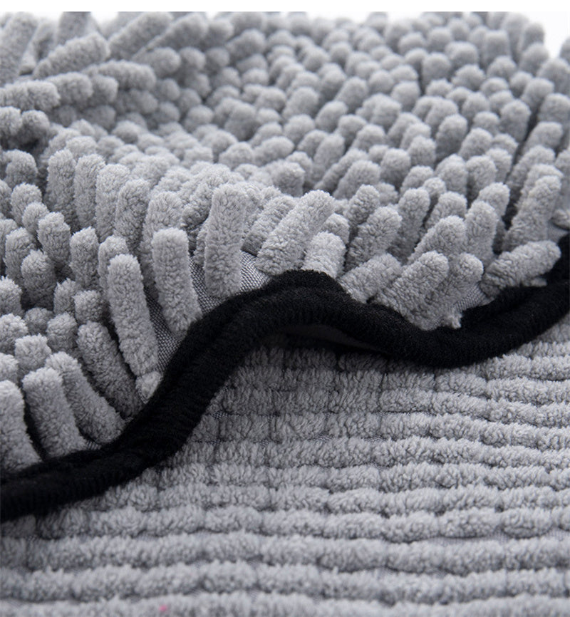 Microfiber Pet Towel – Absorbent, Quick-Dry, Easy to Use